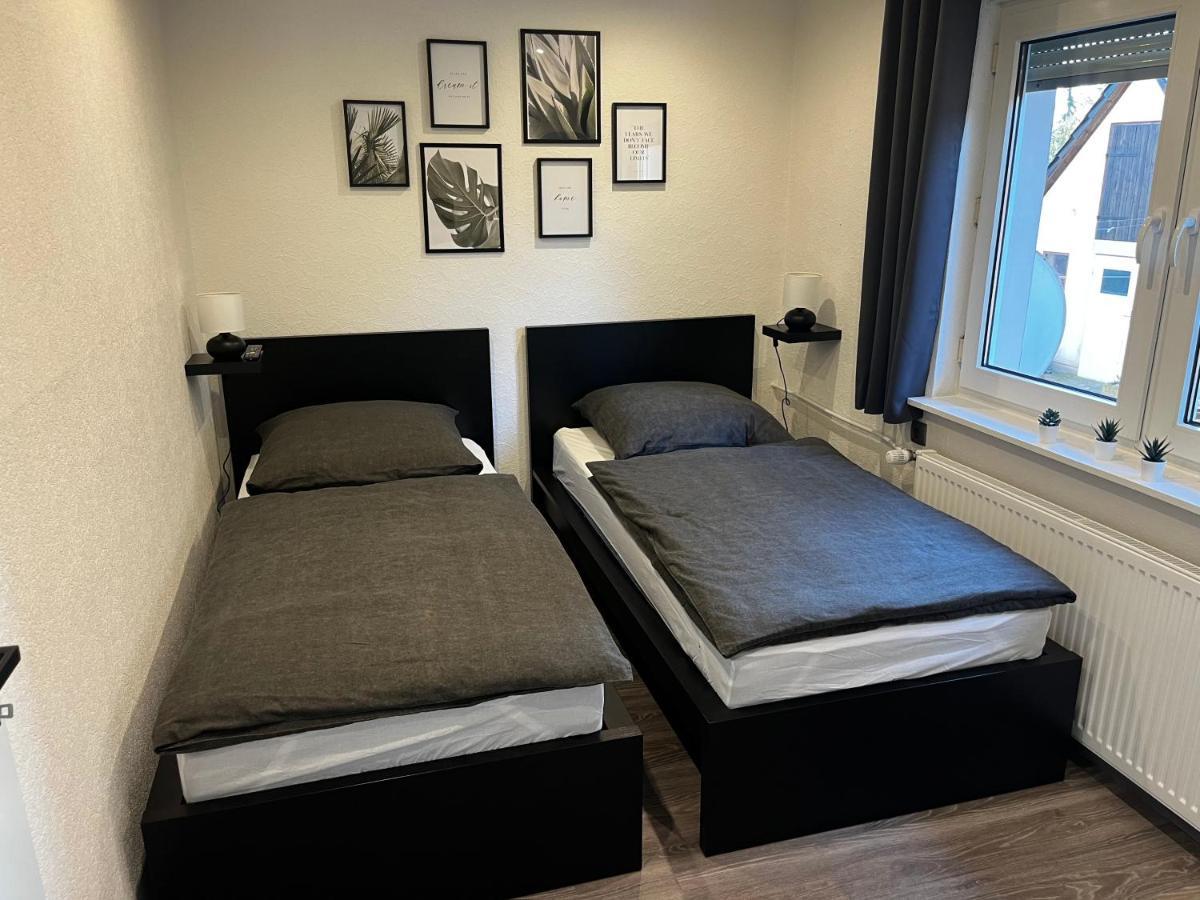 Ferienwohnung Am See Dillich - Ruhige Lage - Eigener Garten - Direkt Neben Einem Natursee Borken  Esterno foto