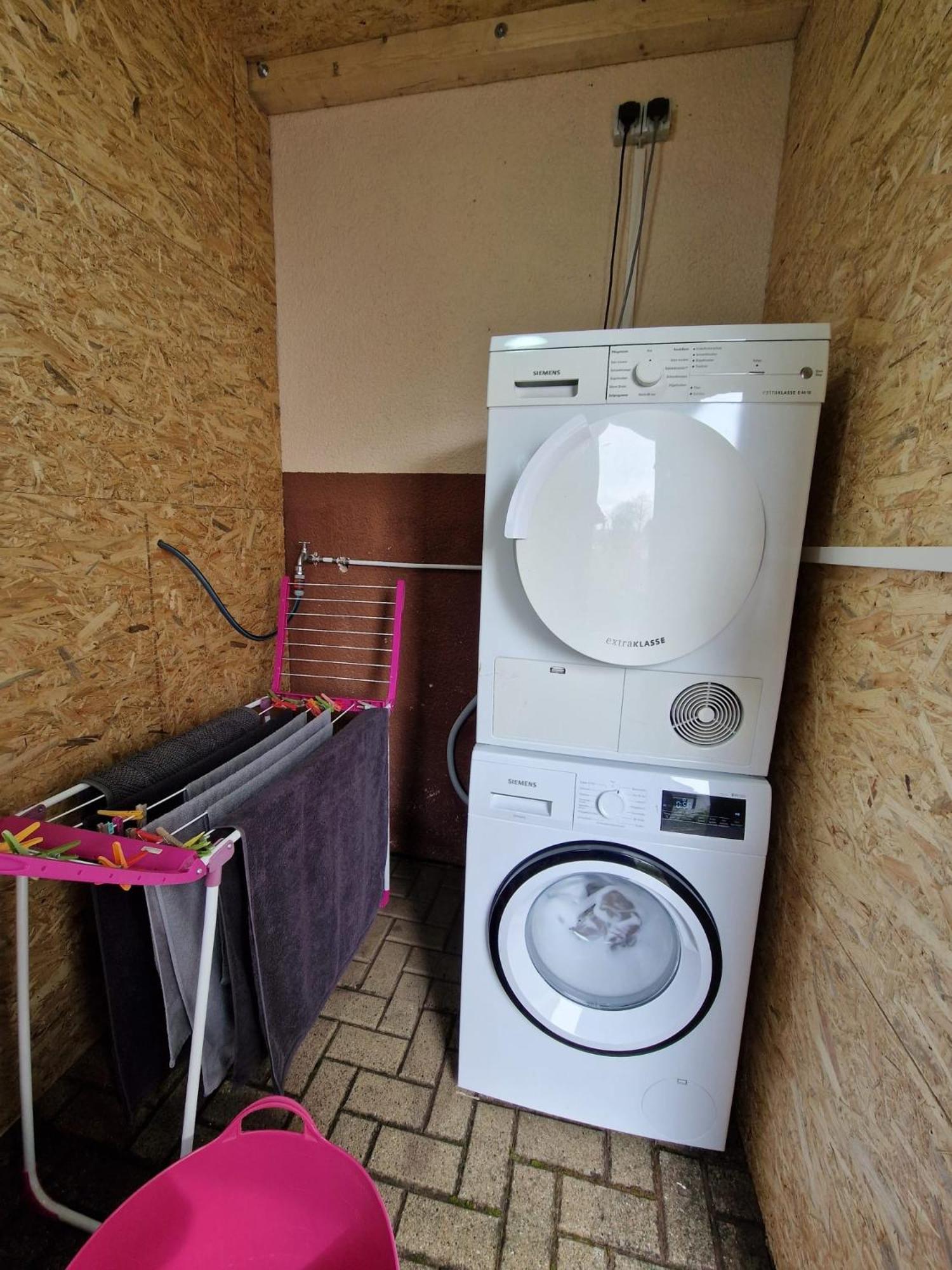 Ferienwohnung Am See Dillich - Ruhige Lage - Eigener Garten - Direkt Neben Einem Natursee Borken  Esterno foto
